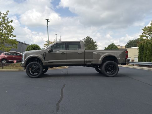 Used 2026 Ford F450 King Ranch w/ Chrome Package AWD/4WD image 12