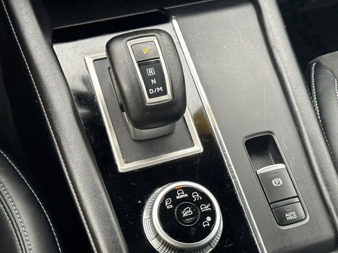 Used 2022 Mitsubishi Outlander SE image 21