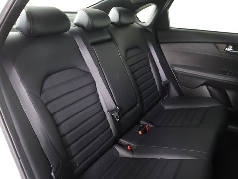 Used 2023 Kia Forte GT-Line w/ GT-Line Premium Package FWD image 33