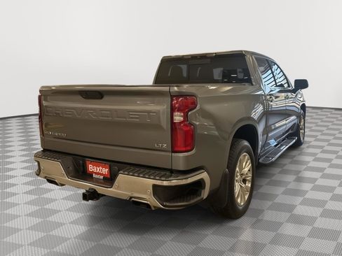 Used 2019 Chevrolet Silverado 1500 LTZ w/ LTZ Premium Package AWD/4WD image 15
