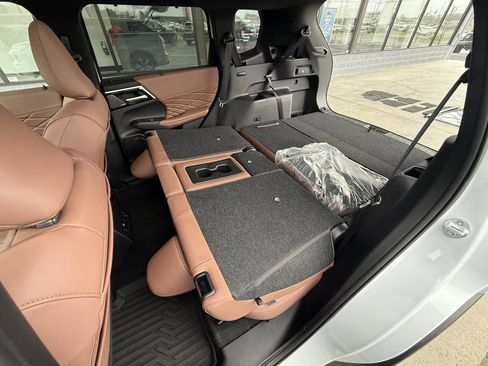 Used 2025 Mitsubishi Outlander SEL image 54