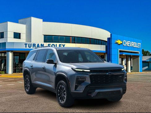 New 2026 Chevrolet Traverse Z71 w/ Enhanced Driving Package image 7