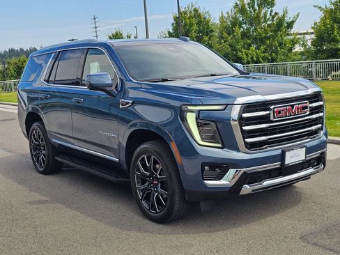 Used 2025 GMC Yukon Elevation AWD/4WD image 7