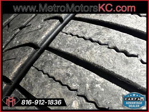 Used 2017 Ford Fusion SE image 32