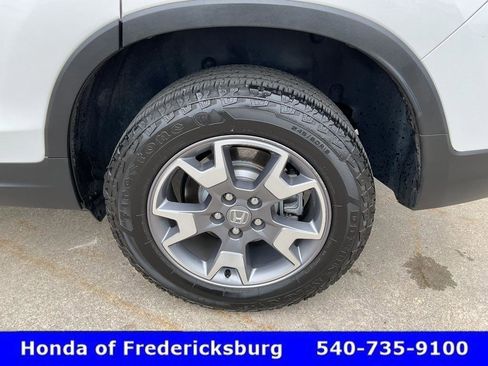 Certified 2023 Honda Passport TrailSport image 11