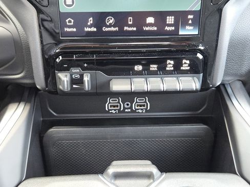 New 2025 RAM 2500 Lone Star image 16