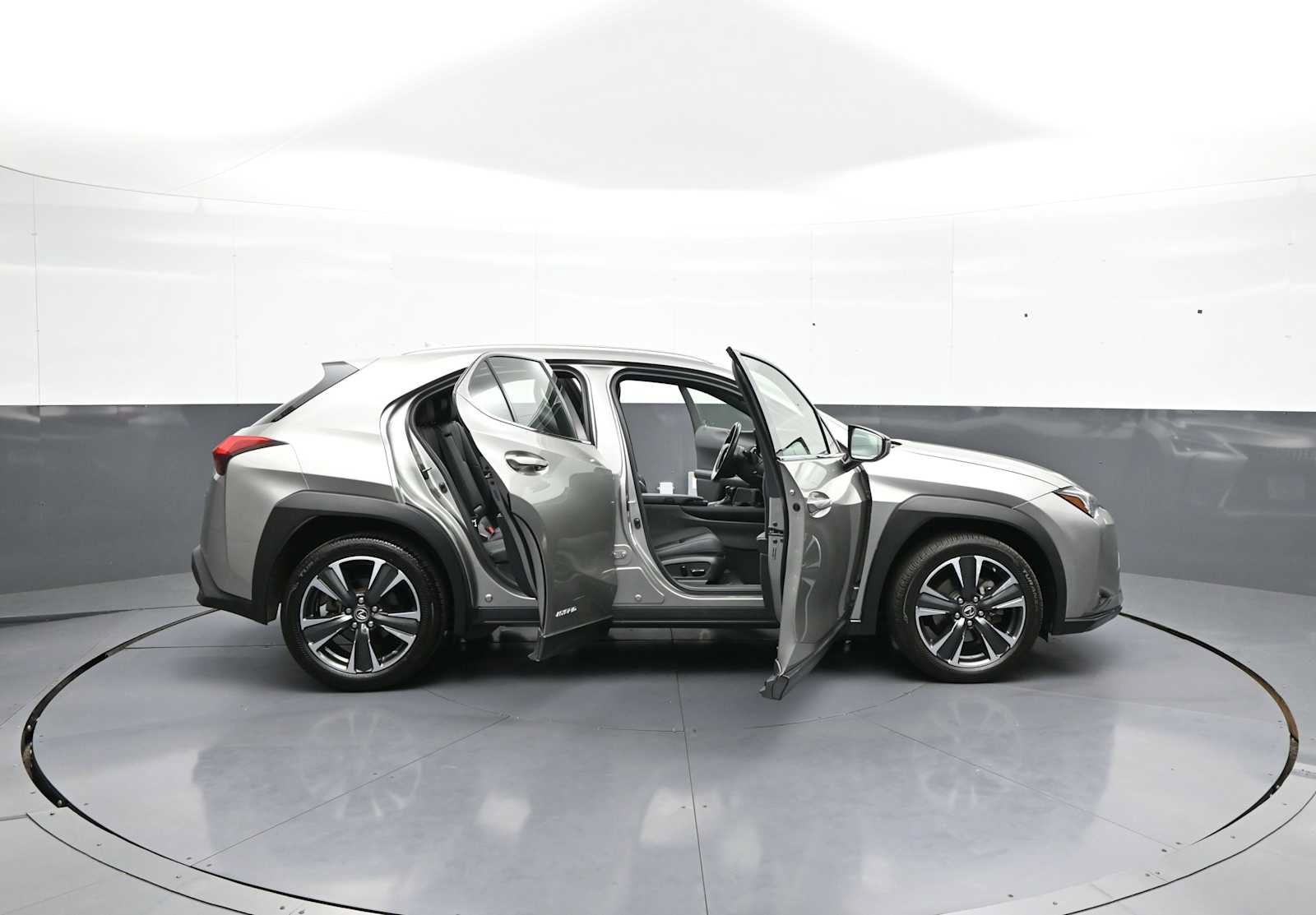 Used 2020 Lexus UX 250h w/ Accessory Package 2 AWD/4WD image 41