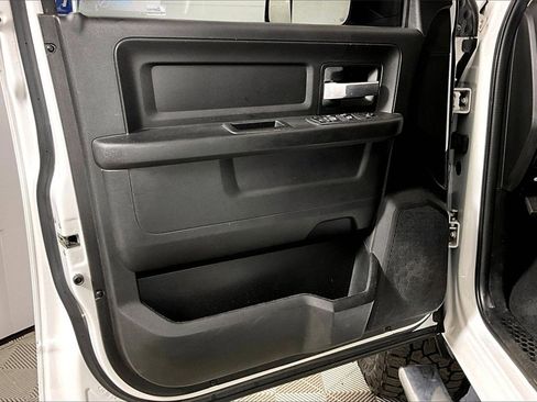 Used 2019 RAM 2500 Tradesman image 14