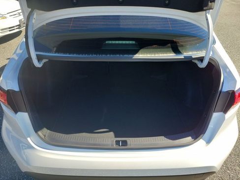 Used 2026 Toyota Corolla LE image 19