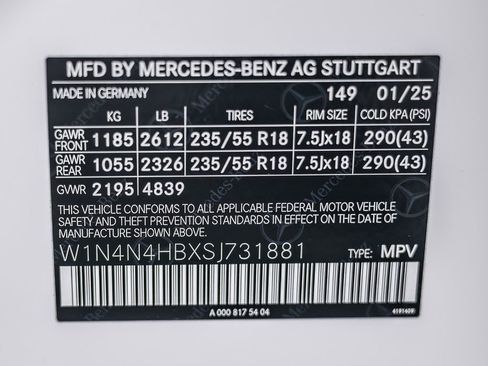 Used 2025 Mercedes-Benz GLA 250 4MATIC image 28