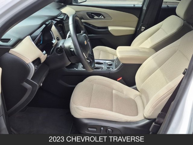 Used 2023 Chevrolet Traverse LT AWD/4WD image 14