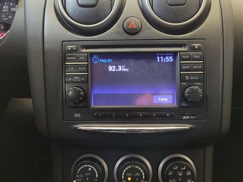 Used 2013 Nissan Rogue SL AWD/4WD image 25