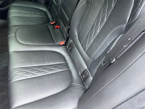 Used 2023 BMW X6 xDrive40i image 44