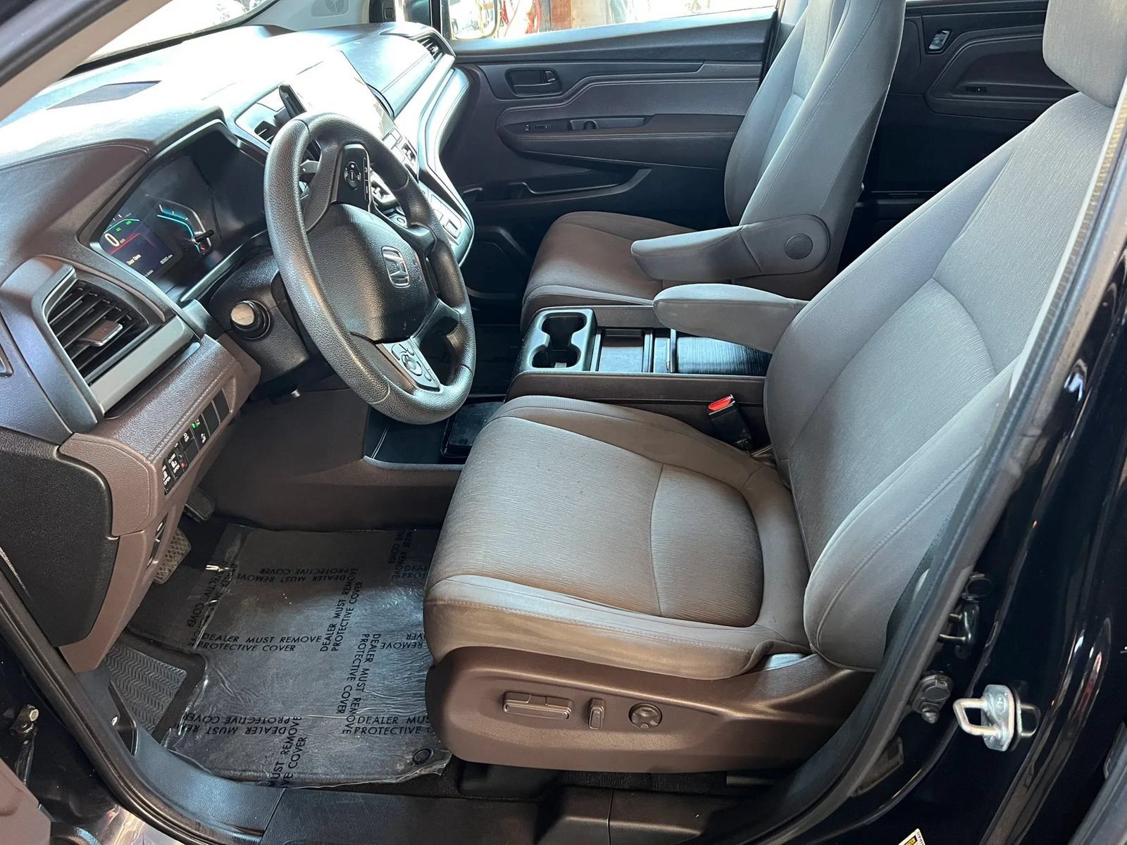 Used 2018 Honda Odyssey EX image 7