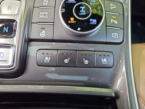 Used 2021 Hyundai Santa Fe Calligraphy image 21