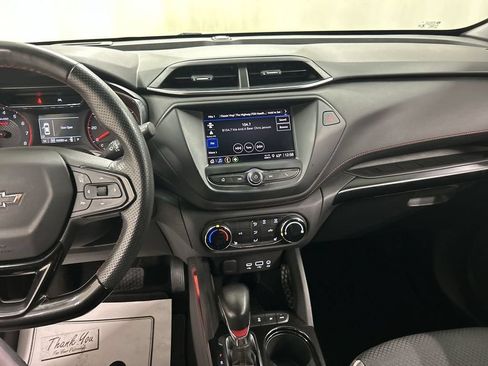 Used 2023 Chevrolet TrailBlazer RS AWD/4WD image 18