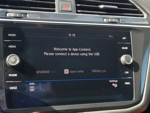 Used 2019 Volkswagen Tiguan SE FWD image 24