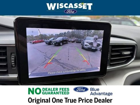 Certified 2022 Ford Explorer XLT w/ Equipment Group 202A image 11