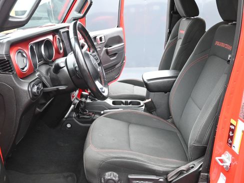 Used 2022 Jeep Wrangler Unlimited Rubicon AWD/4WD image 24
