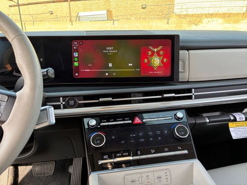 Used 2025 Hyundai Santa Fe SEL image 21