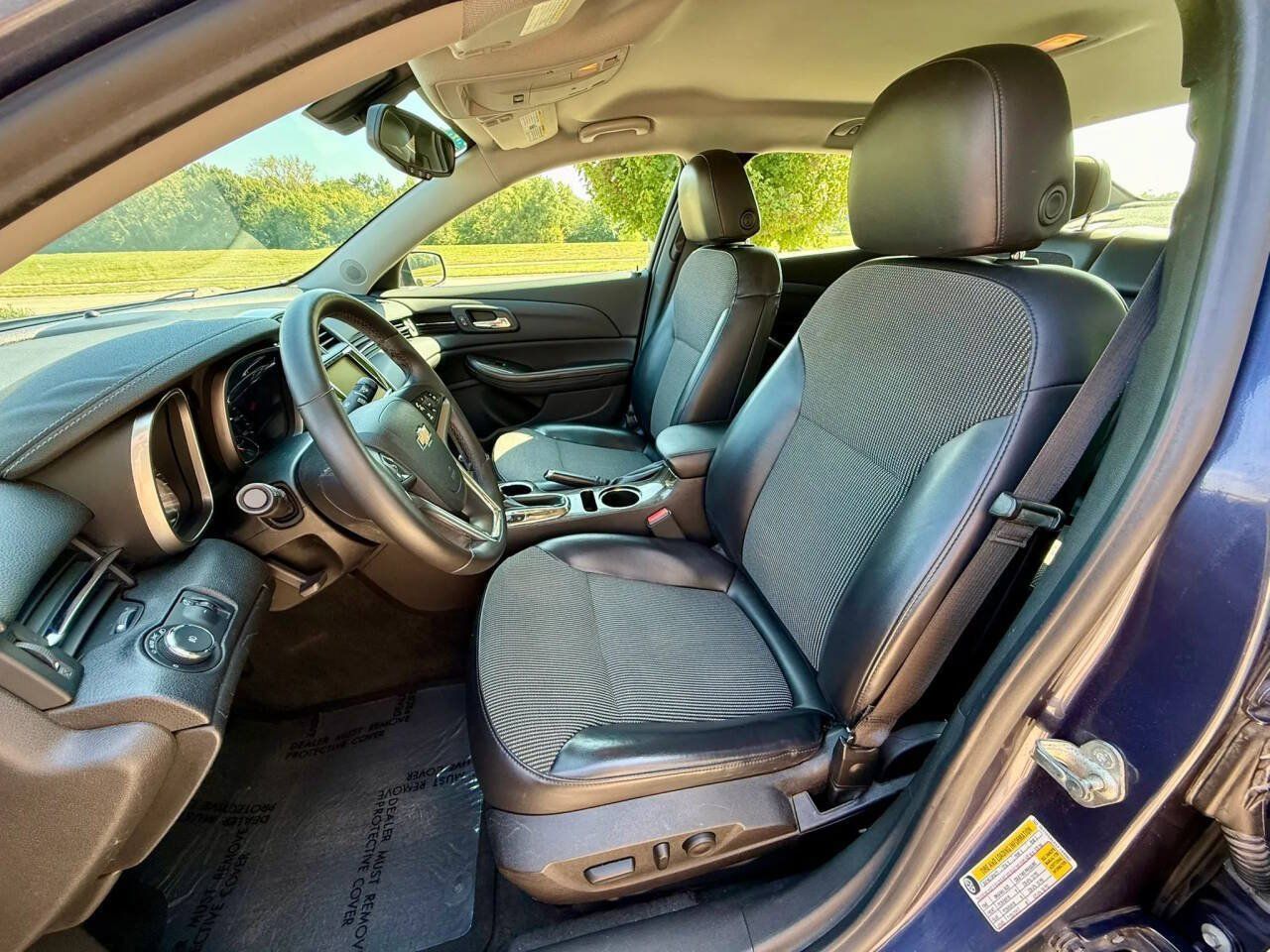 Used 2014 Chevrolet Malibu LT FWD image 12