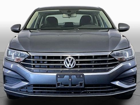 Used 2019 Volkswagen Jetta SE FWD image 4