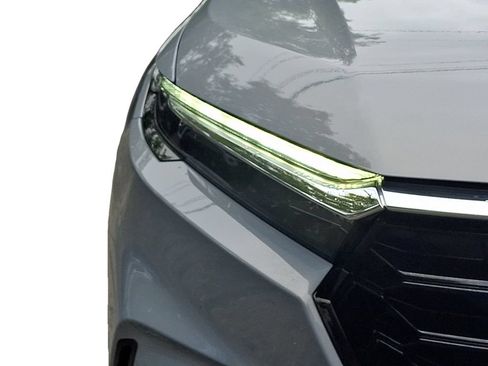 Used 2024 Honda CR-V EX-L image 11
