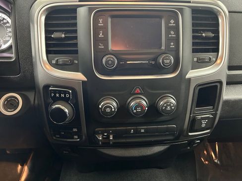 Used 2022 RAM 1500 Classic SLT w/ Protection Group AWD/4WD image 19