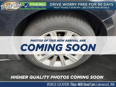 Used 2012 Toyota Camry XLE w/ Leather Pkg FWD image 5