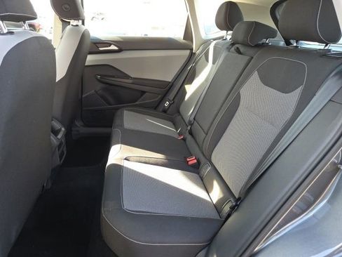 Used 2023 Volkswagen Taos S image 11