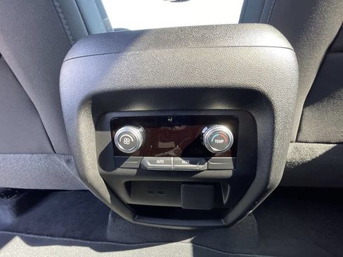 New 2026 GMC Acadia Elevation FWD image 29