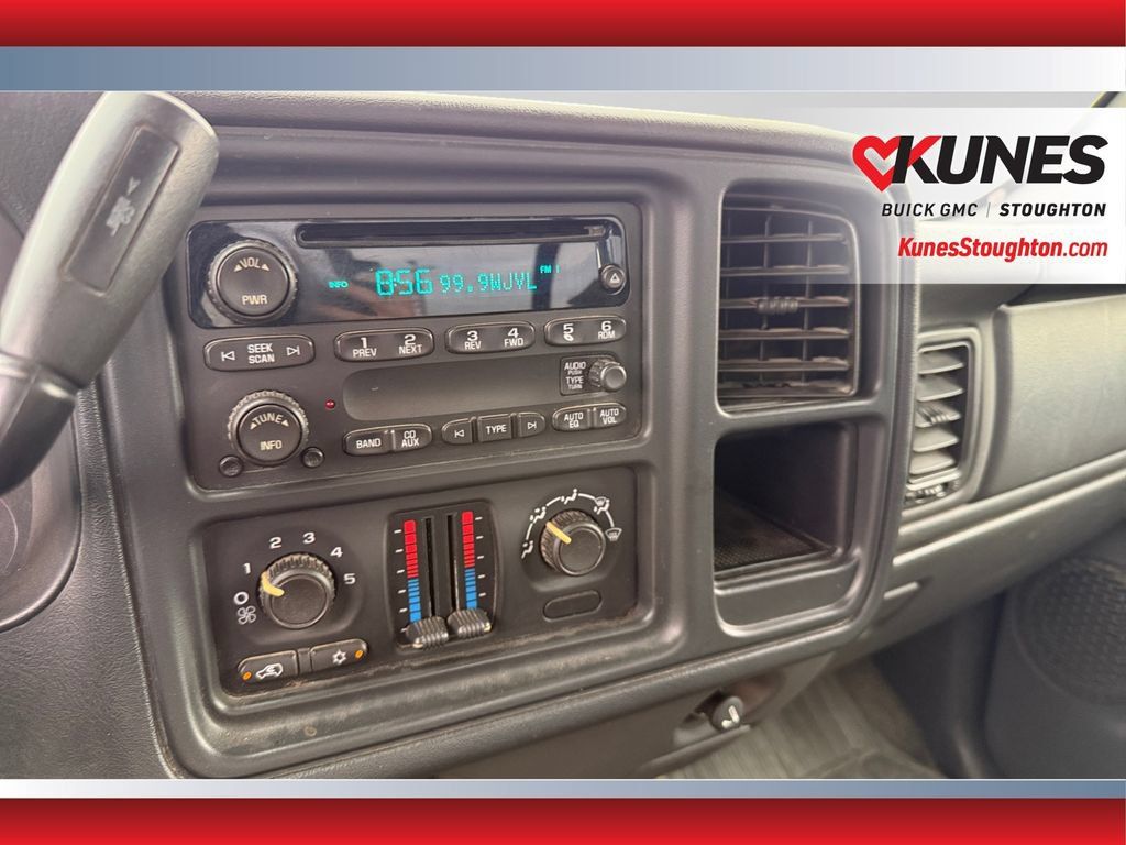 Used 2006 Chevrolet Silverado 1500 W/T AWD/4WD image 21