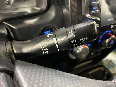 Used 2021 Toyota 4Runner TRD Off-Road Premium image 18