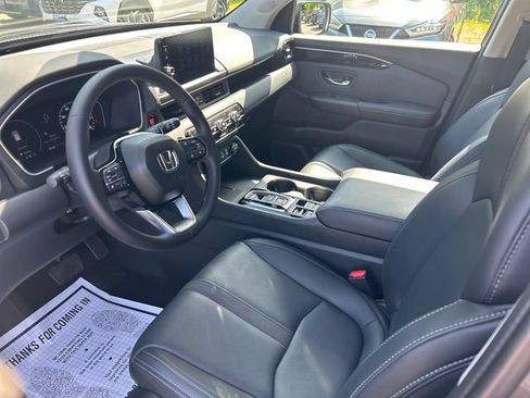 Used 2024 Honda Pilot EX-L image 13