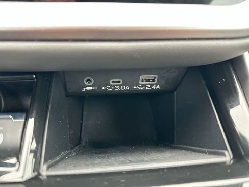 Certified 2025 Subaru Outback Onyx Edition image 34