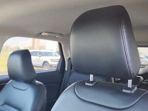Used 2024 Ford Edge SEL AWD/4WD image 10