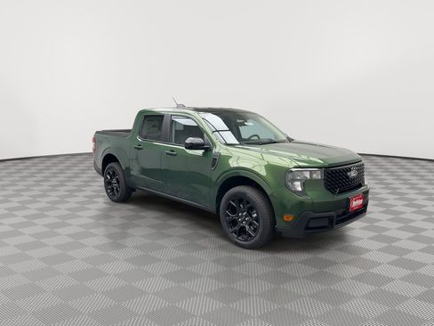 New 2025 Ford Maverick XLT w/ XLT Luxury Package image 31