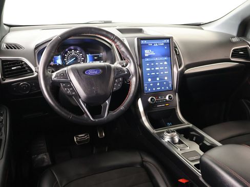 Used 2022 Ford Edge ST-Line w/ Class II Trailer Tow Package AWD/4WD image 2