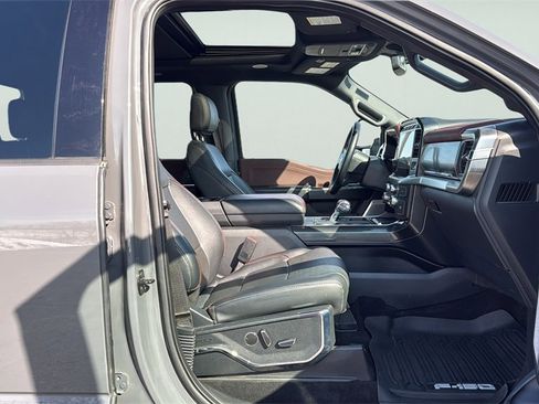 Used 2021 Ford F150 Lariat w/ Equipment Group 502A High image 11