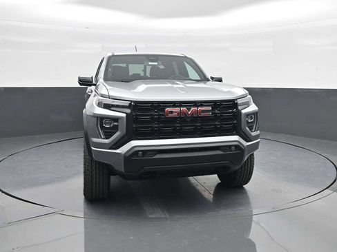 New 2026 GMC Canyon Elevation w/ Convenience Package image 2