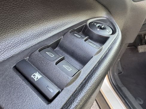 Used 2018 Ford Escape S image 10