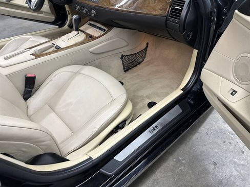 Used 2006 BMW Z4 3.0i RWD image 34