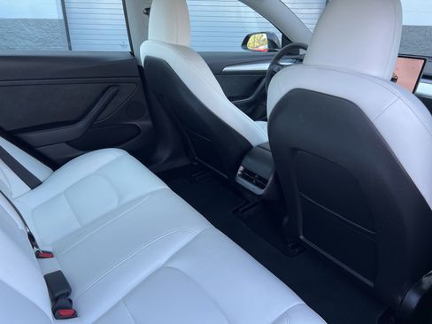 Used 2023 Tesla Model 3 Standard Range RWD image 17