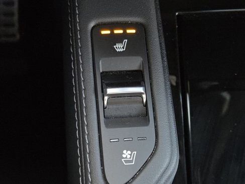 Used 2021 Kia Telluride SX w/ SX Prestige Package image 8