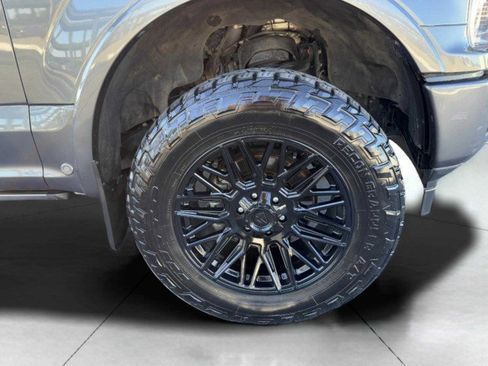 Used 2019 Ford F150 Platinum w/ Equipment Group 701A Luxury image 68