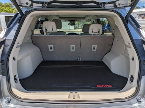 Used 2019 GMC Terrain Denali w/ Driver Alert Package II FWD image 13