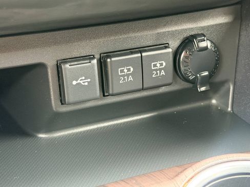 Used 2021 Toyota Highlander Platinum AWD/4WD image 51