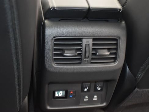 New 2026 Nissan Rogue Platinum w/ Platinum Premium Package image 15