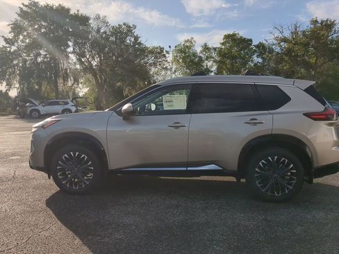 New 2026 Nissan Rogue Platinum AWD/4WD image 7