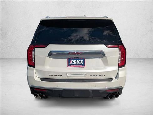 Used 2021 GMC Yukon Denali w/ Denali Premium Package image 6